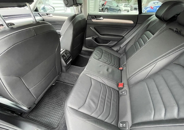 Volkswagen Arteon cena 116900 przebieg: 97960, rok produkcji 2017 z Wejherowo małe 137